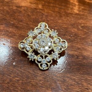 Elegant Gold and Silver Crystal Brooch